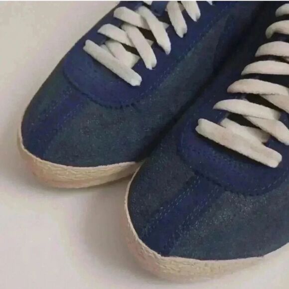 Nike Releases the Cortez '72 QS in Two Classic Monotone Colorway - Picture 4 of 11